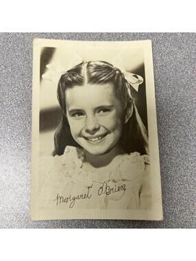 Rare Margaret O'Brien Facsimile Signed 3.5 x 5 Fan Photo - Tenth Avenue Angel